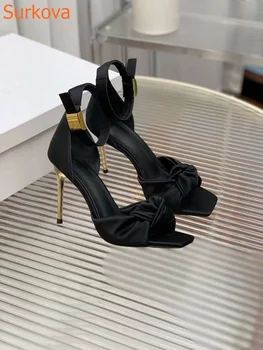 Plissado Salto Agulha Mulheres Sandálias De Dedo Do Pé Quadrado Sólido Cobrir O Calcanhar Para Trás Alça De Cinto De Fivela De Verão, A Chegada Dos Novos Sapatos Mulheres